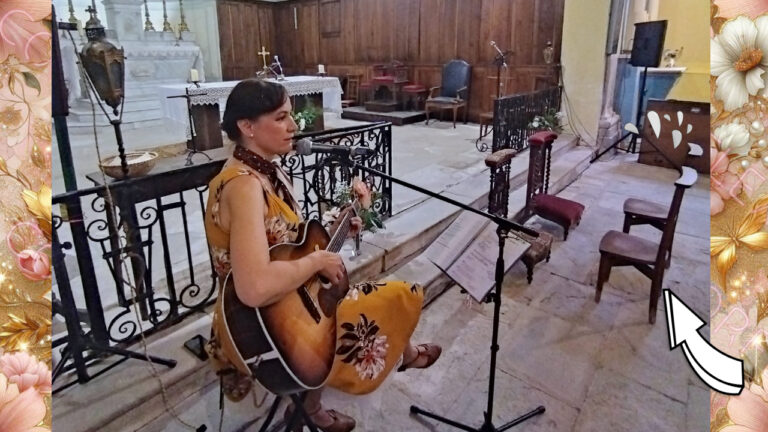 A l'église en attendant les mariés...